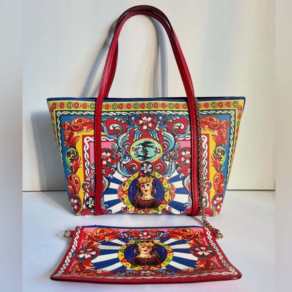 Authentic DOLCE & GABBANA Dauphine Printed Escape Portofino Tote